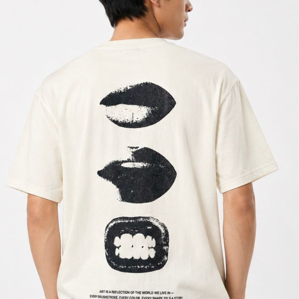 GRAPHIC LIP T SHIRT